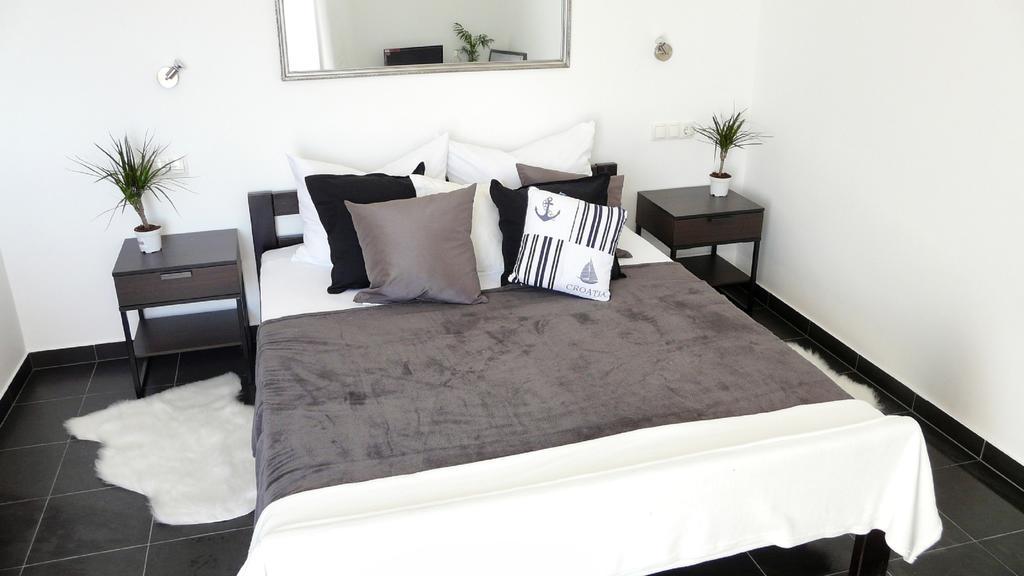 Apartments Palatium Kaštela Εξωτερικό φωτογραφία